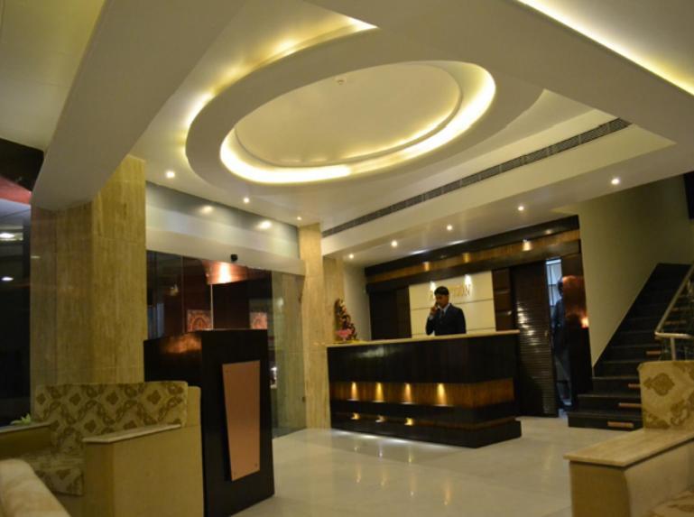 ホテル ラヴィシャ コンチネンタル Allāhābād Junction エクステリア 写真